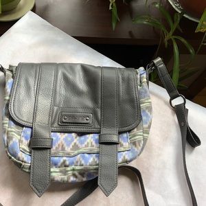 Dakine handbag